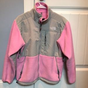 Woman’s Northface jacket